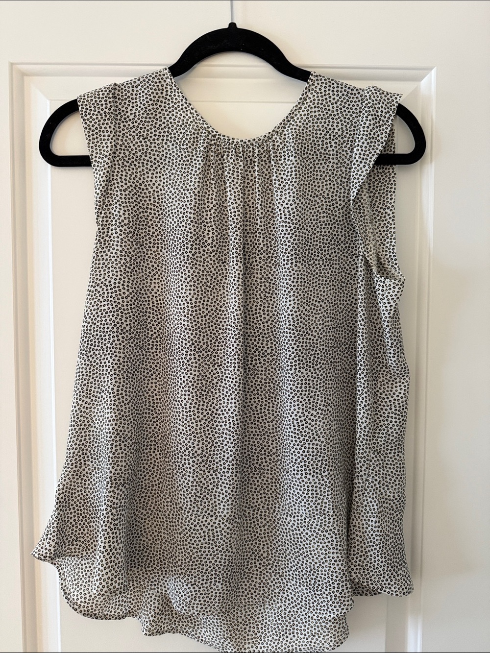 LOFT Black & White Sleeveless Dot Print Blouse